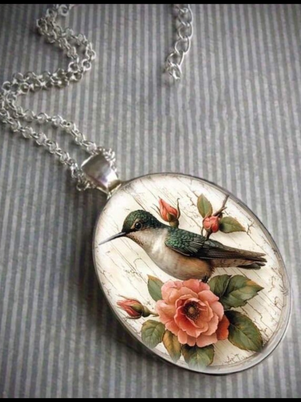 Hummingbird & Rose Oval Pendant Necklace - Coral and Green